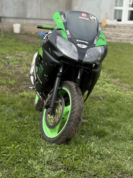 До Вашої уваги Kawasaki zx9r