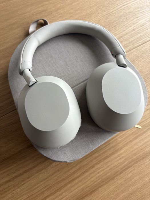 Słuchawki Sony WH-1000XM5