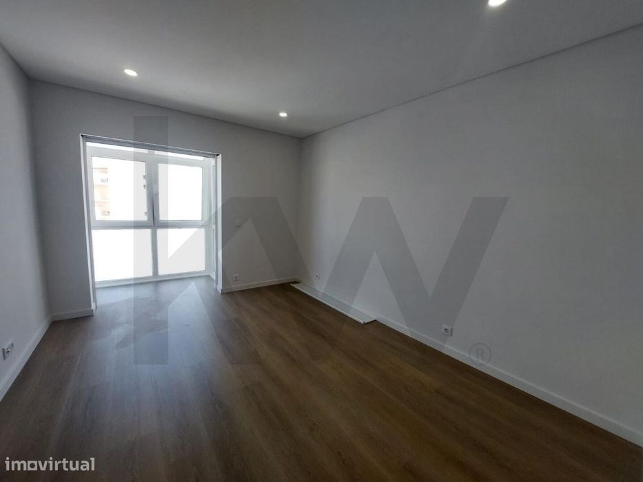 Apartamento T2 Renovado no Centro da Ericeira