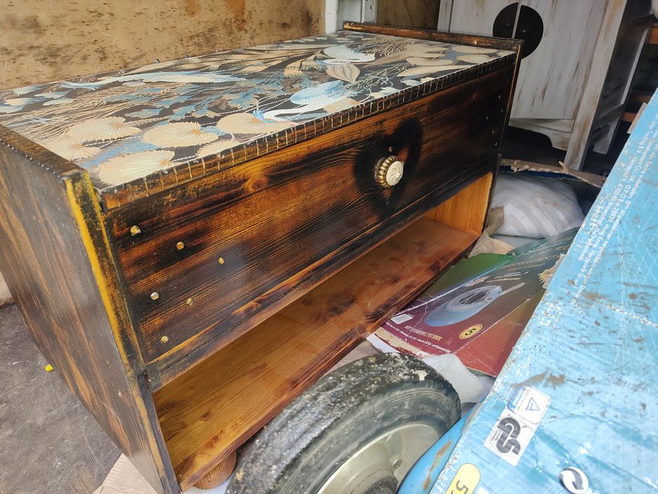 Skrzynia na zabawki wysyłka kurierska