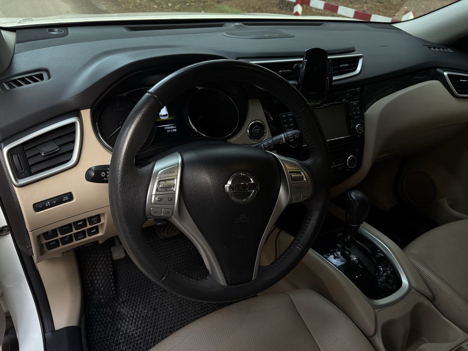 Nissan Rogue 2015- Ідеальний сімейний кросовер!