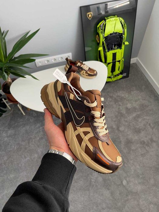 Кросівки Nike V2K Runtekk Lt British Tan premium