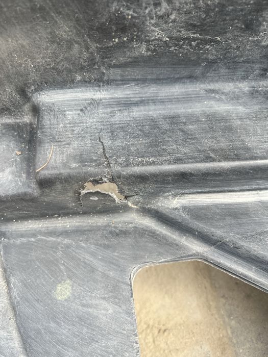 Pas przedni okular master movano II 2,5 dci