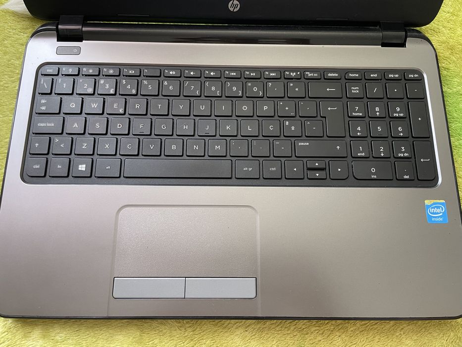Laptop hp 250 g3