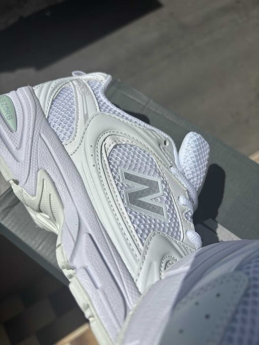 Sapatilhas New Balance 530 || tamanho 39