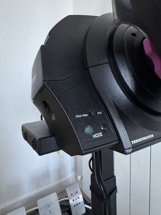 Thrustmaster T300RS + Next Level Racing Wheel Stand Lite + Thrustmaster F1 Wheel add-on