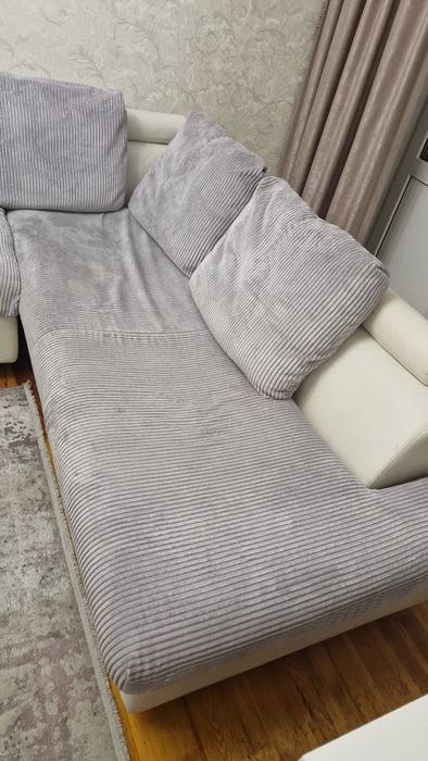 Диван кутовий б/у