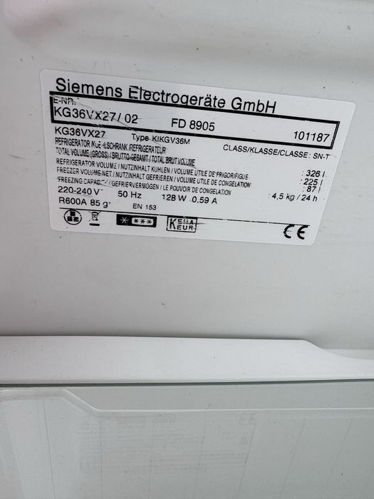 Холодильник Siemens