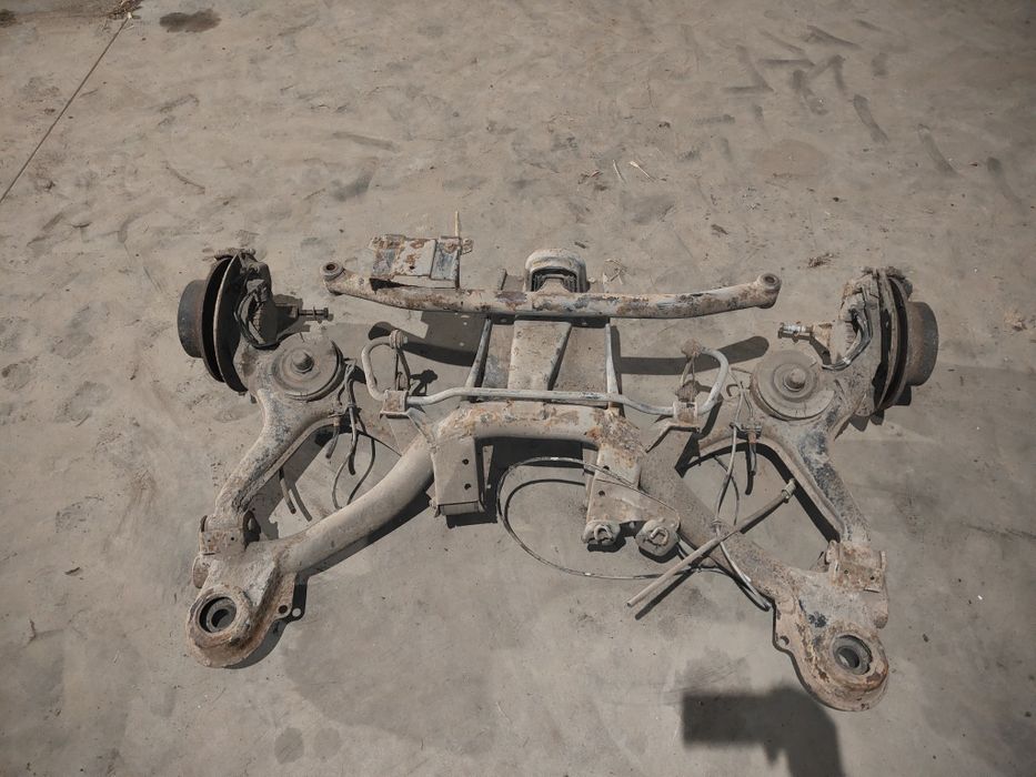 Opel Calibra belka zawieszenie tył tylne tylna i inne