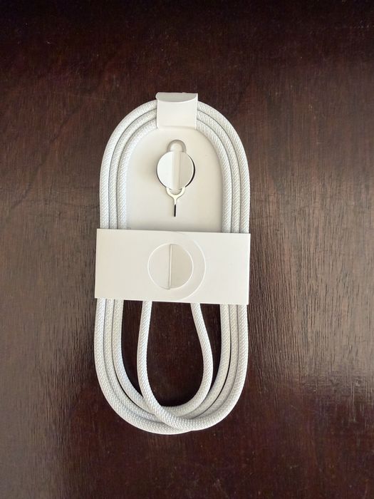 iPhone 15 Pro Max 256GB - NOVO (nunca utilizado)