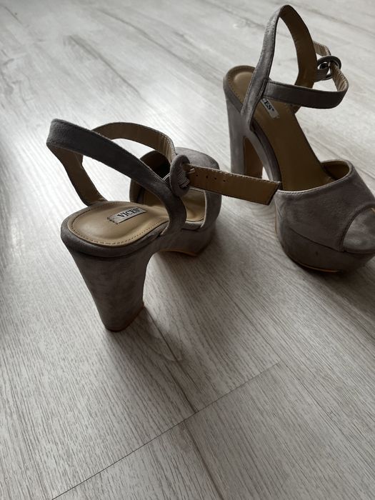 Buty na obcasie sandały damskie rozm 38