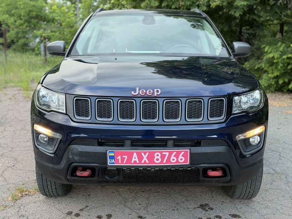 Продам Jeep Compass Trailhawk