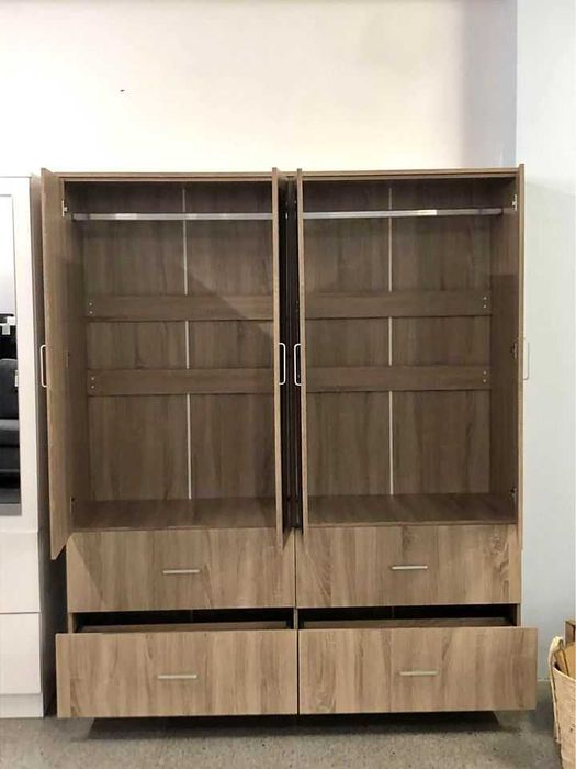 Roupeiro 4 portas novo Levamos a sua casa Envio gratis