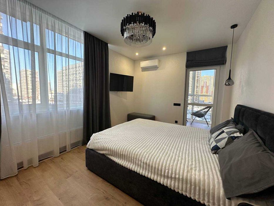 Нова 2к кв-ра 70м2, 5 пов. Варшавський 2/Варшавський. Власник