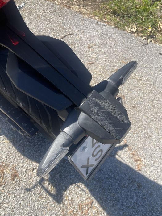 Honda cb125r 2019