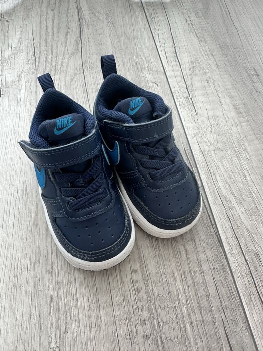 Кросівки Nike оригінал 21 рр