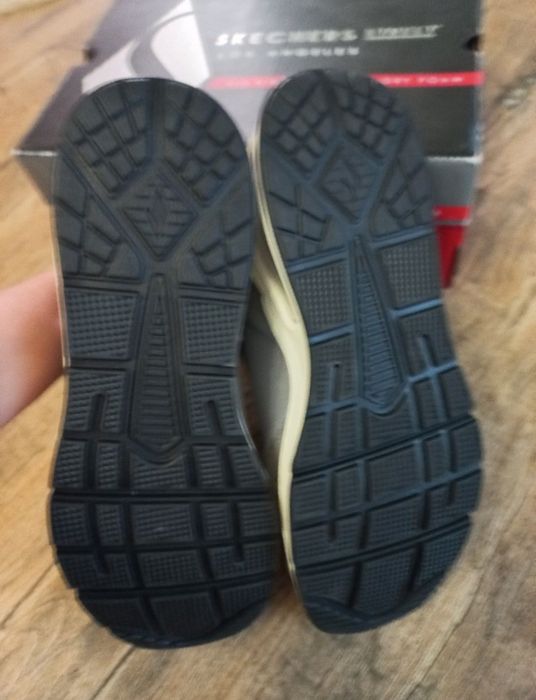 Кросівки Skechers 41,40р