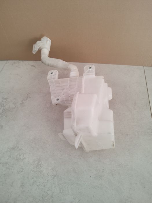 Zbiornik zbiorniczek spryskiwaczy VW Golf 7 VII Sportsvan Oryginał