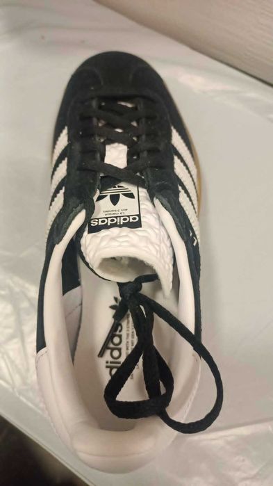 Jeden prawy but adidas gazelle 36 1/3