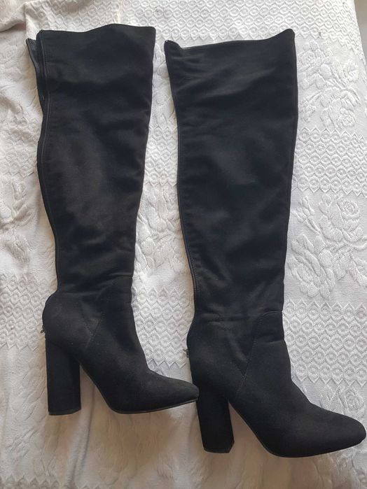 Botas pretas cano alto joelho Zara, 36