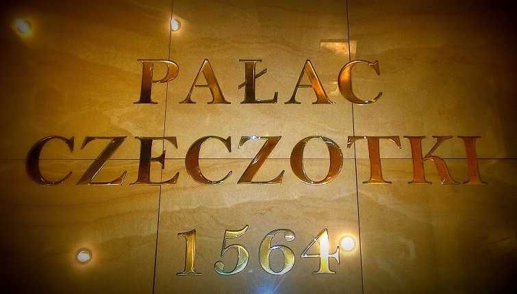 Litery i cyfry z mosiądzu- dawna ul. Starowiślna Kraków