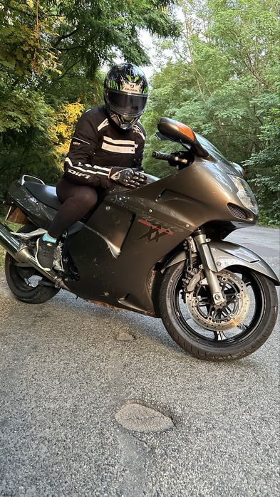 HONDA Cbr1100xx (спорт) СРОЧНО!