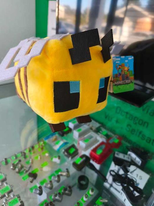 Peluche Minecraft Abelha 23cm