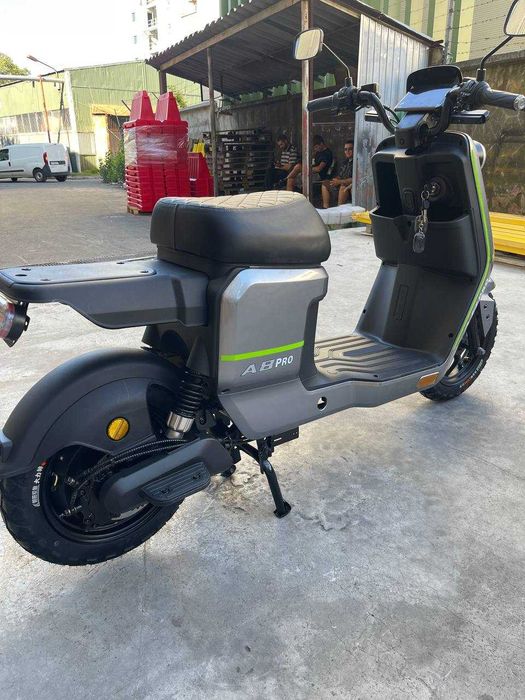 Продаж скутера електро