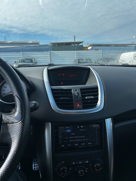 Peugeot 207cc 1.6HDI