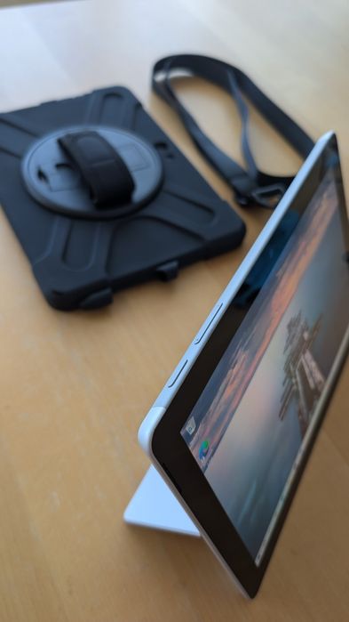 Surface Go + Capa protetora