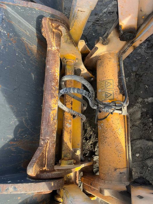 Szybkozłącze przednie do JCB 2CX z 2013 r