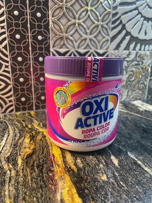 Oxi Active Color Aktywator odplamiacz do kolorowych ubrań w proszku. 1 Kg Bosque Verde