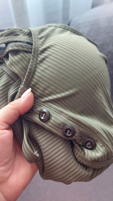 Strój jednoczęściowy ciążowy