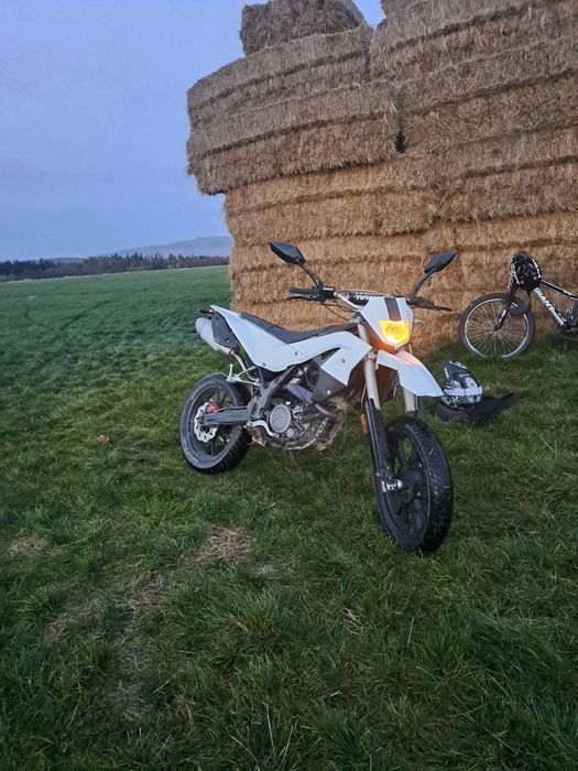 Motocykl generic 125