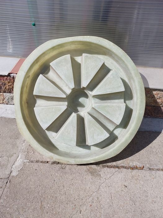 Forma do betonu na koło od wozu - średnica 70 cm