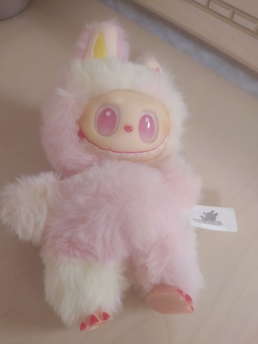 Іграшка лабубу брелок