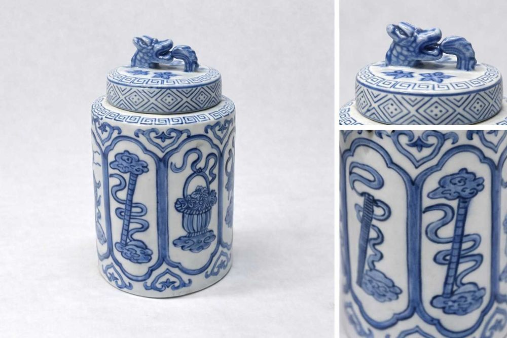 Conjunto de Peças em Porcelana Azul e Branca – Decorativas