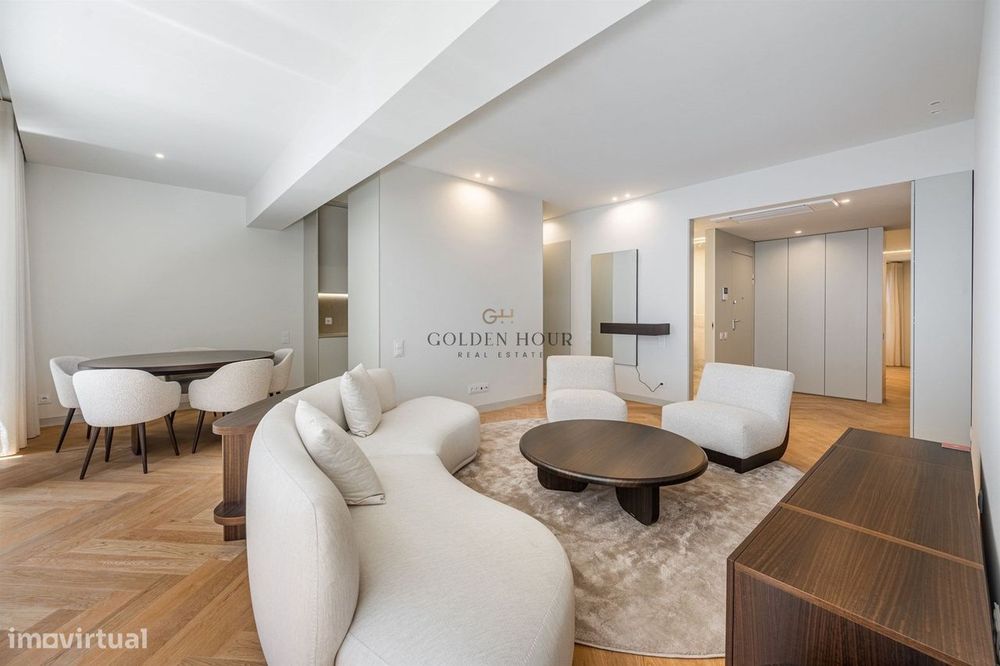 Apartamento T3 com 3 Suítes | Empreendimento Sá da Bandeira, Porto