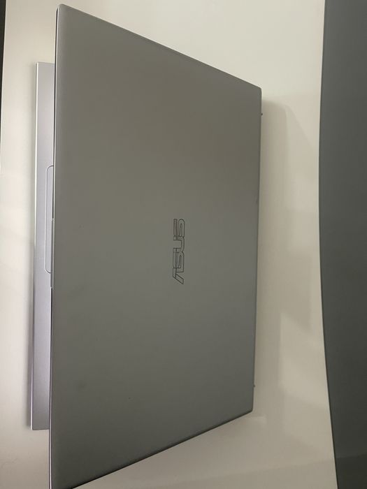 Computador Asus Vivobook