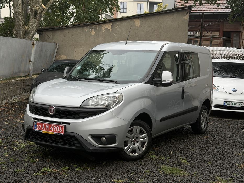 Fiat Doblo Cargo 1.6 дизель 6 ступка 2015