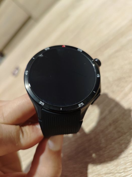 One Plus Watch 3