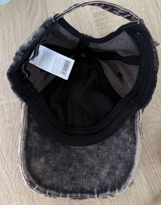 Кепка House універсальна