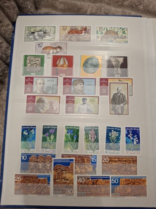 Klaser, różne kraje, bardzo dobry stan 16 stron