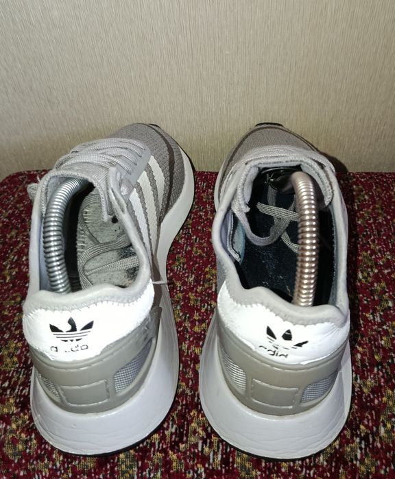Кросівки фірми Adidas 38 розміру