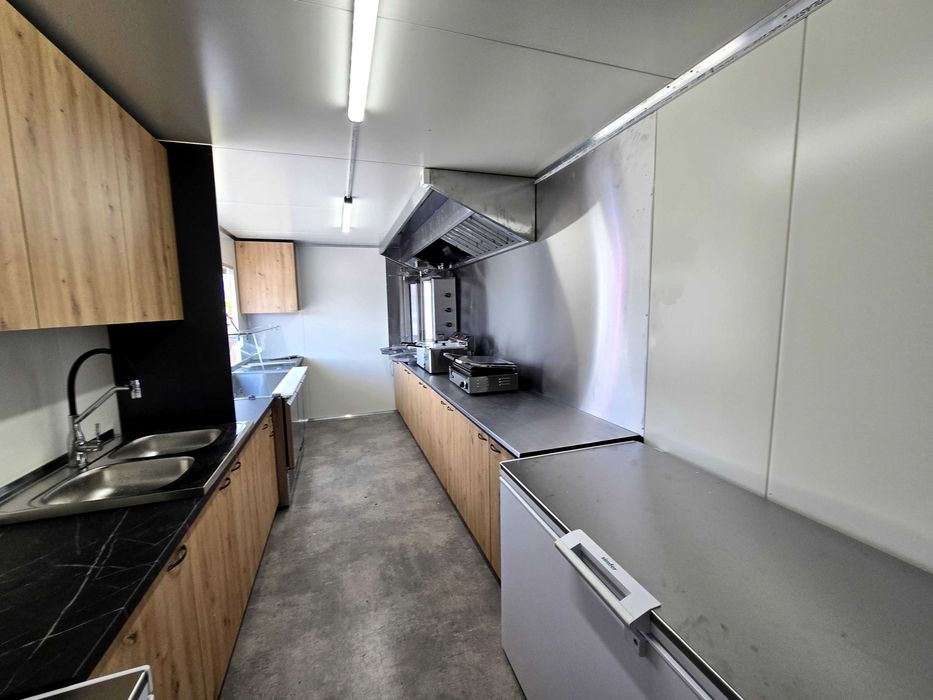 Przyczepa Gastronomiczna -PREMIUM- 6.00 x 2.40