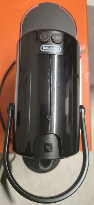 Nespresso Delongui.