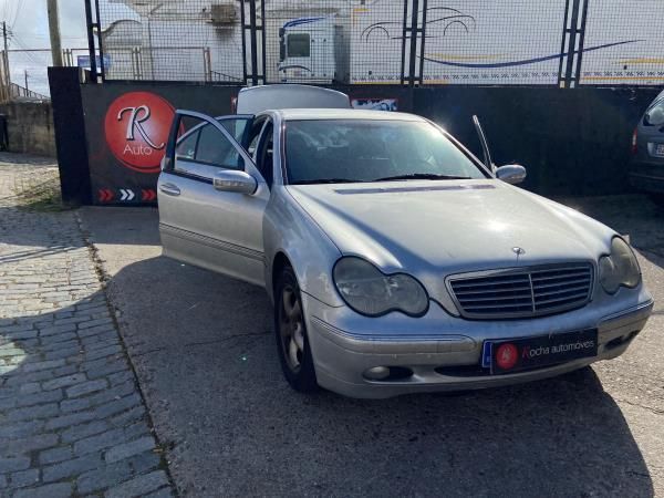 Para Peças Mercedes-Benz C-Class (W203)