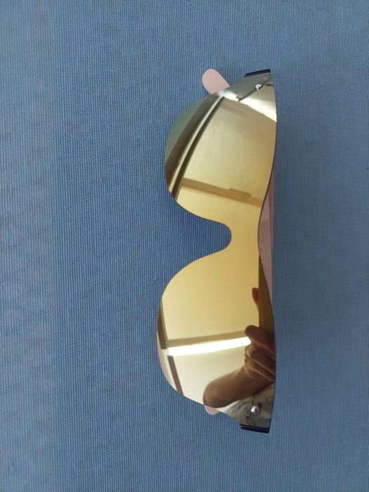 Óculos de sol por estrear