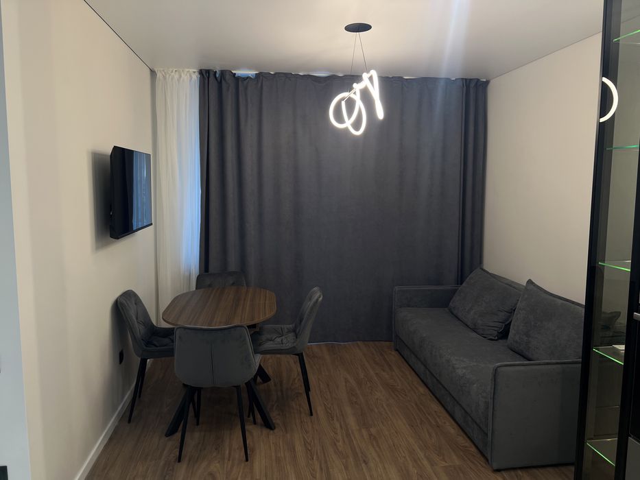 Продаю квартиру з євроремонтом 44 м2