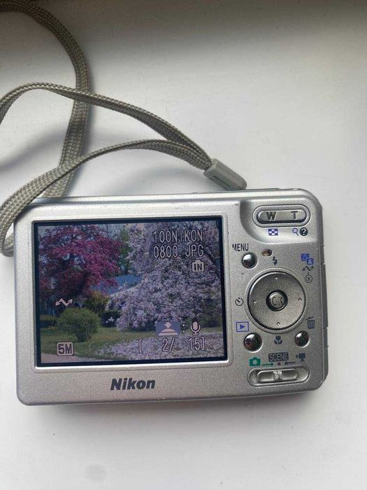 Nikon Coolpix S1